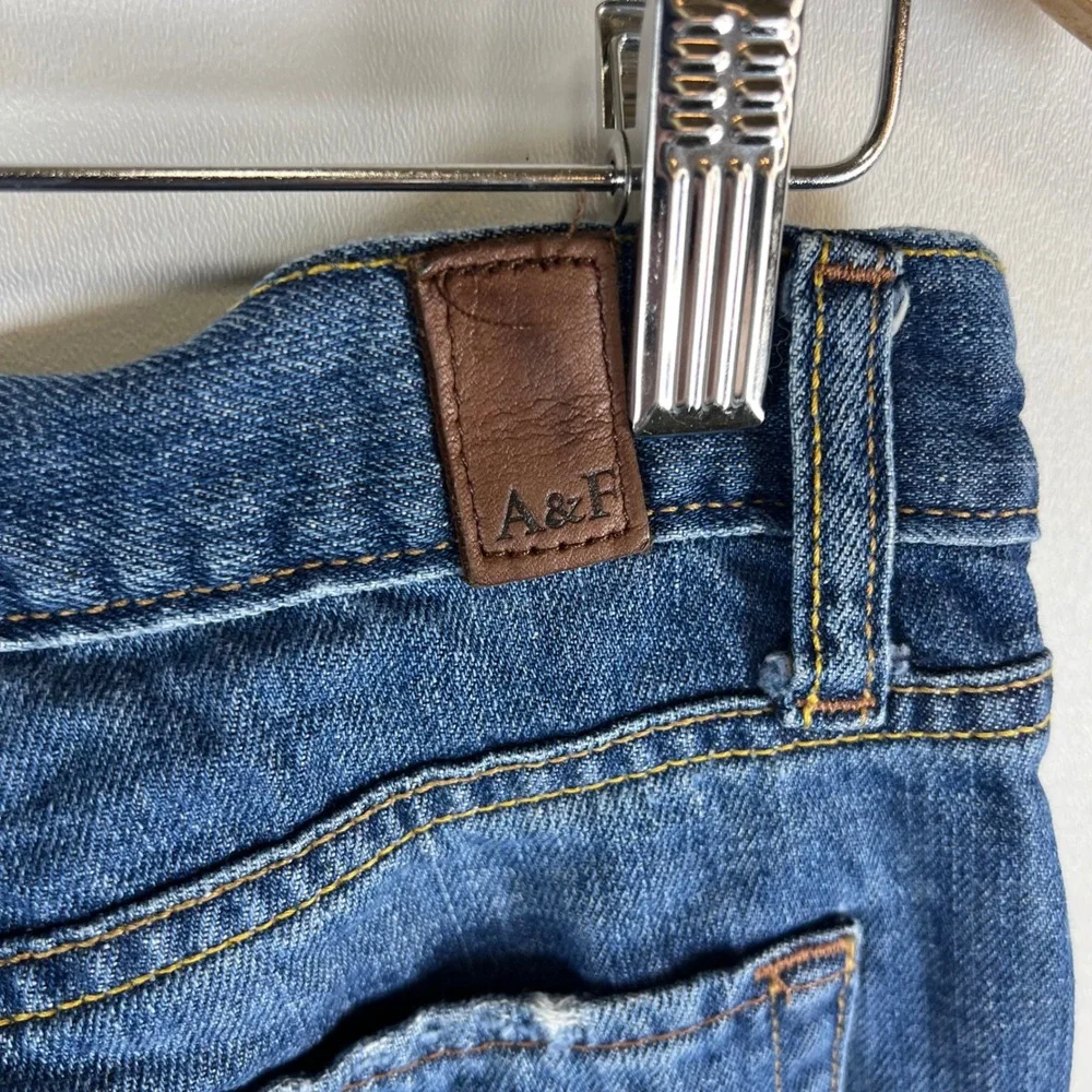 Abercrombie &‎ Fitch Womens Bootcut Jeans Size 8S Medium Wash Blue Denim Cotton